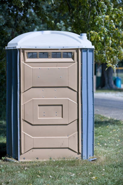 Best Portable restroom trailer rental  in Fayette, OH